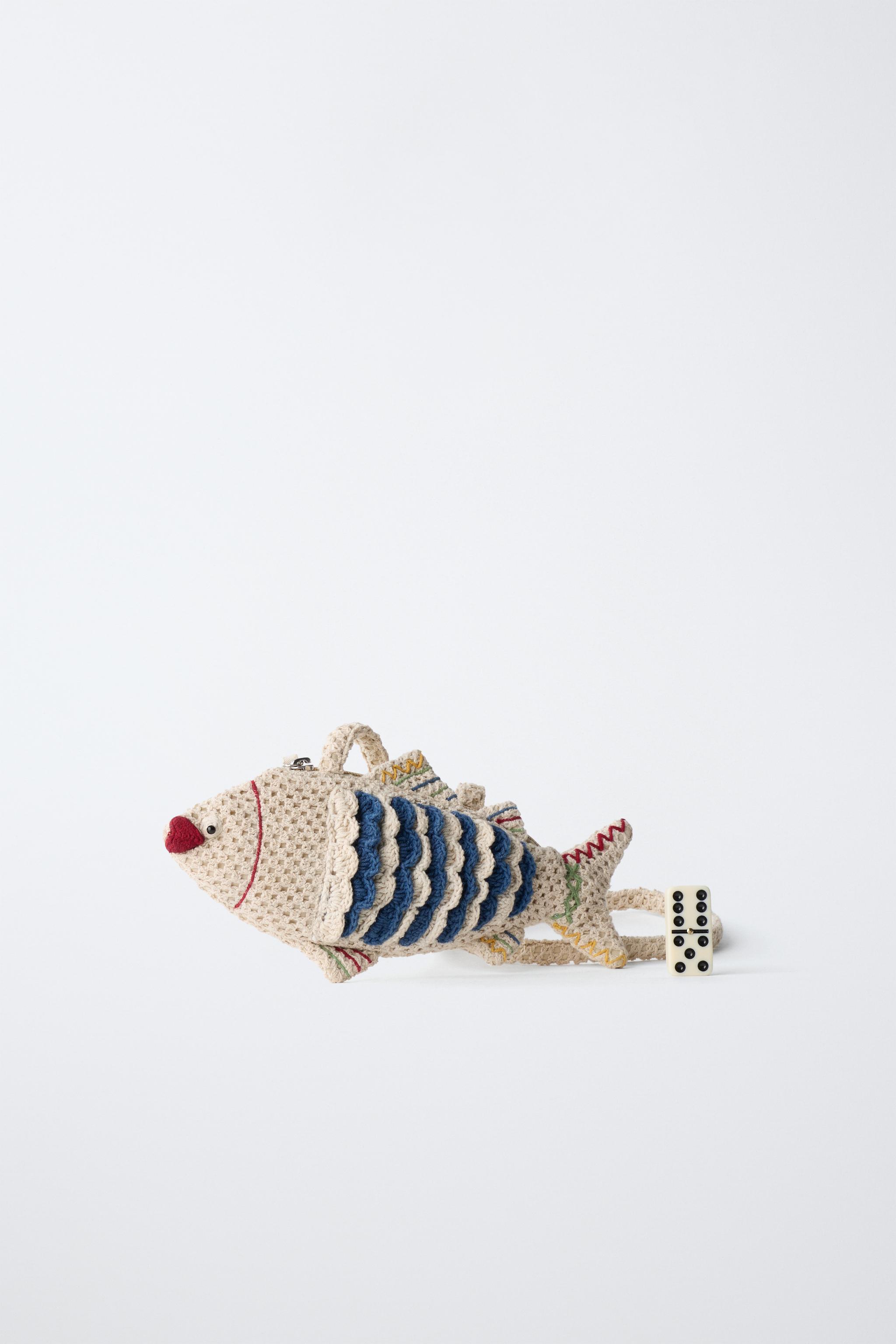 CROCHET FISH CROSSBODY BAG